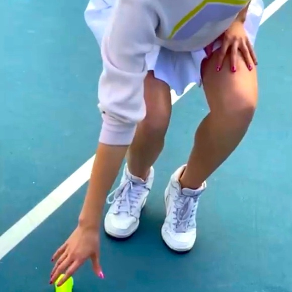 Paris Atelier & Other Stories Orange, Pink, and Yellow Crew Neck Sweater - Picture 11 of 11